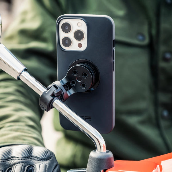 Montaje del smartphone en espejos y tubos