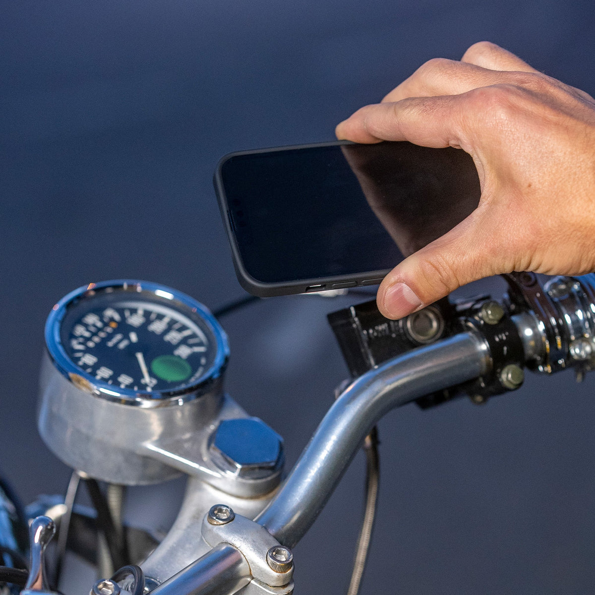 Moto Mount Pro